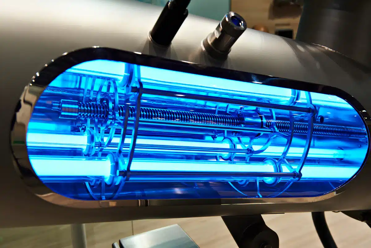 felix air services uv light